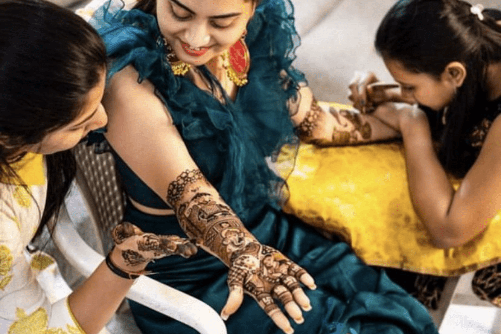best affordable mehendi Artist in Raipur
